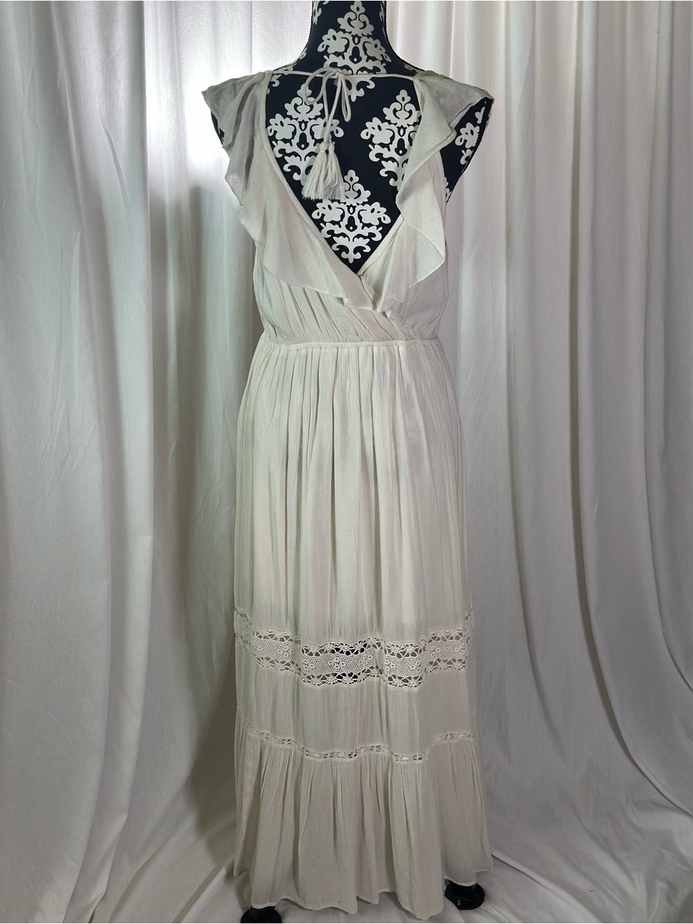 Mossimo Supply Co. Ivory Lace-Trim Maxi Dress NWOT - Picture 6 of 8